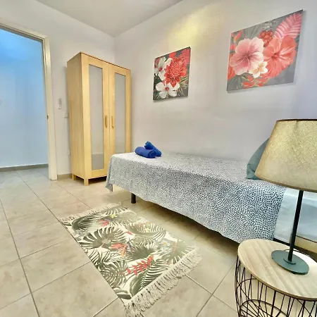 Sea Garden Apartment