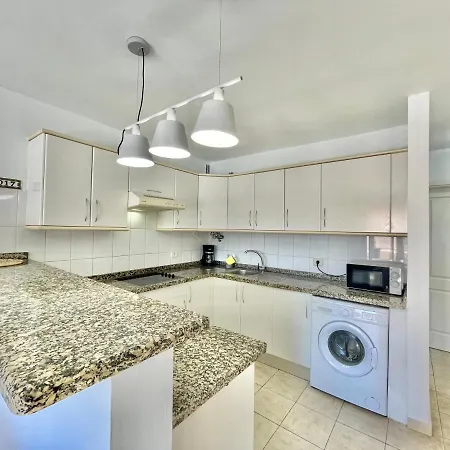 Sea Garden Apartman *