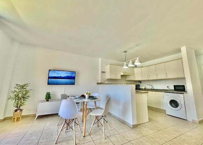 Sea Garden Apartament *